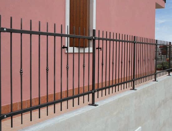 Recinzione in pannelli modello Berna pannelli per recinzioni modulari in ferro, recinzioni economiche